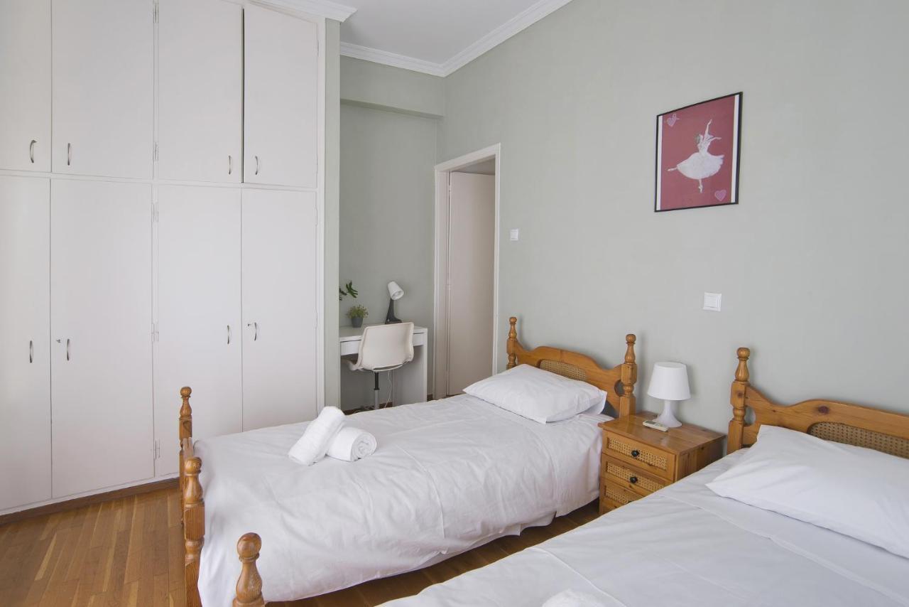 Andromaxi 2br Near Snfcc, Ac, Wifi Atina